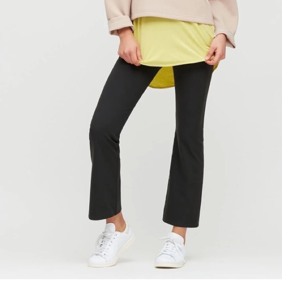Uniqlo Airism Soft Kick Flare Leggings 